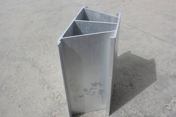 قطاعات الألومنيوم